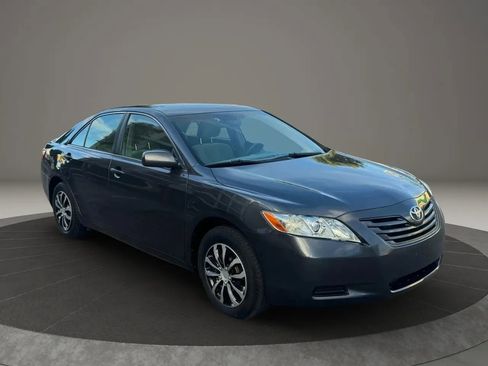 Used 2007 Toyota Camry LE image 3
