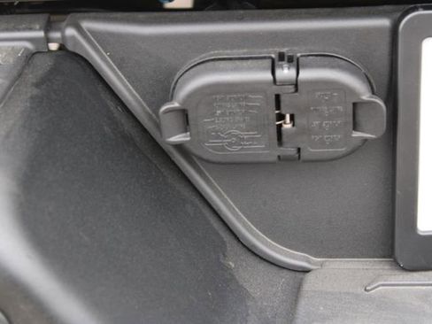 Used 2025 Toyota Tacoma TRD Pro w/ Tow Tech Package image 7