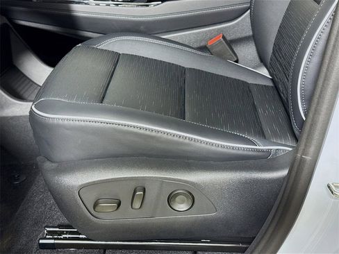 New 2026 Buick Enclave Sport Touring w/ Power Package image 17