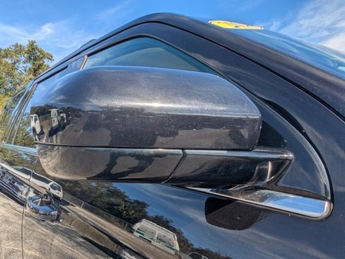 Used 2024 Ford Expedition XLT image 13