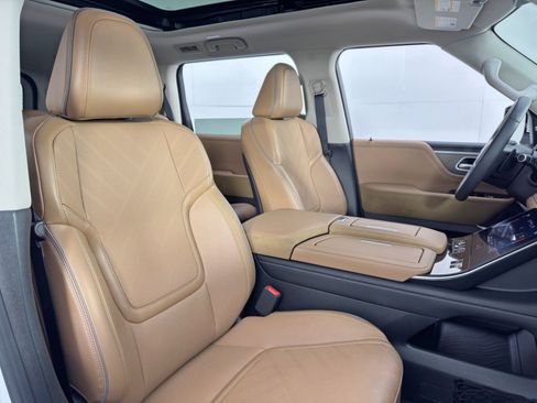 Used 2025 INFINITI QX80 Luxe w/ Cargo Package AWD/4WD image 40