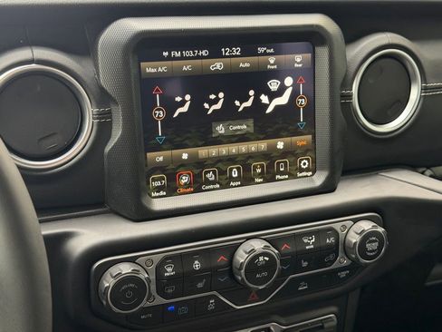 Used 2023 Jeep Wrangler Unlimited Sahara w/ Cold Weather Group AWD/4WD image 14
