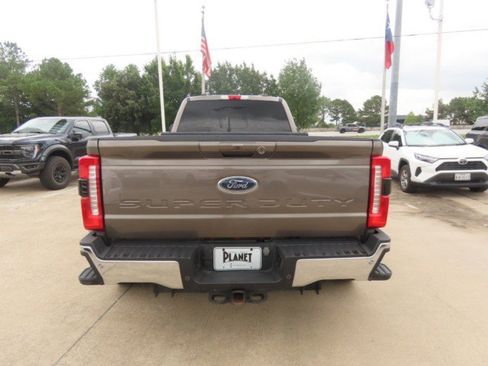 Used 2023 Ford F350 Lariat w/ Lariat Ultimate Package AWD/4WD image 11