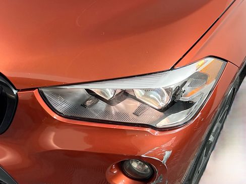 Used 2018 BMW X1 sDrive28i image 11