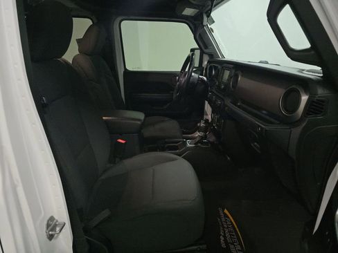 Used 2020 Jeep Gladiator Sport w/ Quick Order Package 24S image 5