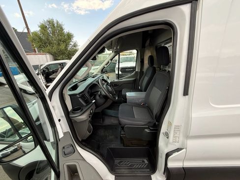Used 2023 Ford Transit 250 148 High Roof RWD image 12