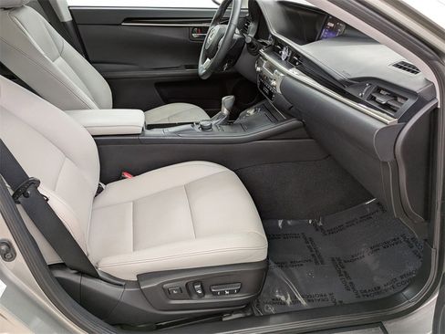 Used 2016 Lexus ES 350 image 29