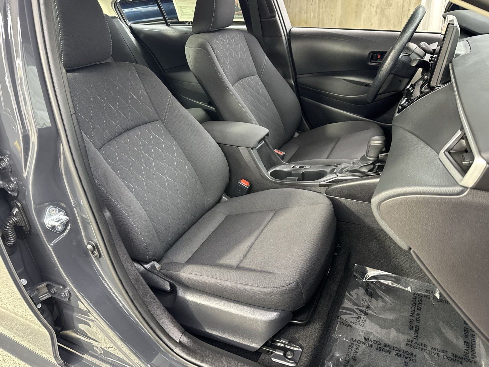 Used 2026 Toyota Corolla LE FWD image 39