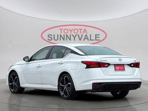 Used 2023 Nissan Altima 2.5 SR image 7