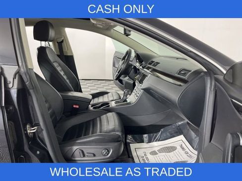 Used 2013 Volkswagen CC Lux image 37