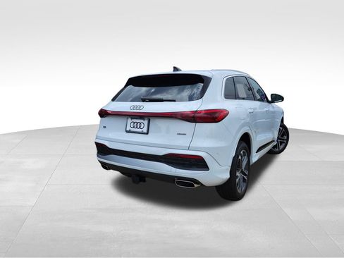 New 2026 Audi Q5 Premium Plus AWD/4WD image 9