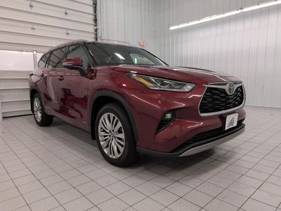 Used 2026 Toyota Highlander Platinum