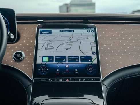 Used 2024 Mercedes-Benz EQE 350+ 4MATIC SUV w/ Driver Assistance Package image 23