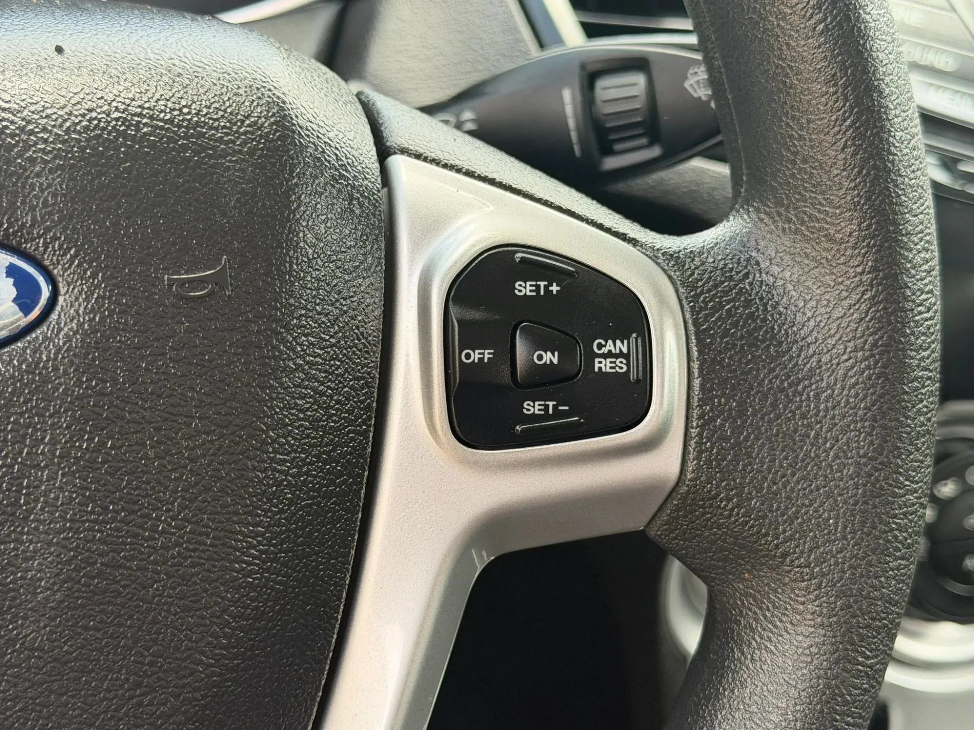 Used 2018 Ford Fiesta SE FWD image 18