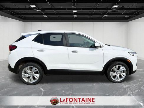 Used 2025 Buick Encore GX Preferred image 9