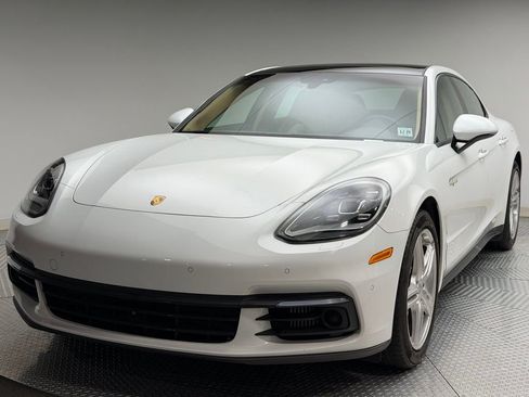 Used 2020 Porsche Panamera 4 image 1