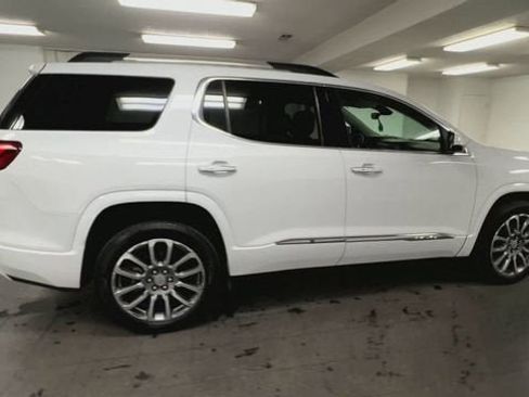 Certified 2023 GMC Acadia Denali w/ Denali Ultimate Package image 9