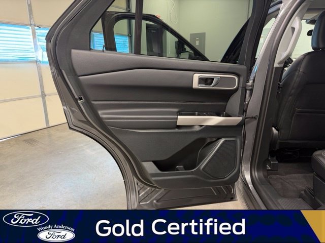 Certified 2024 Ford Explorer XLT w/ Equipment Group 202A RWD image 24