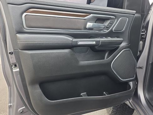 Used 2022 RAM 1500 Laramie AWD/4WD image 14