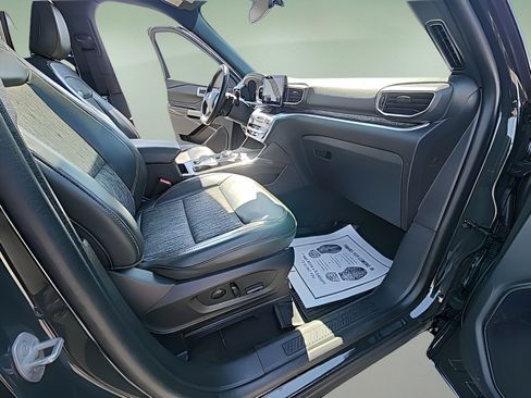 Used 2023 Ford Explorer Timberline w/ Timberline Technology Package AWD/4WD image 17
