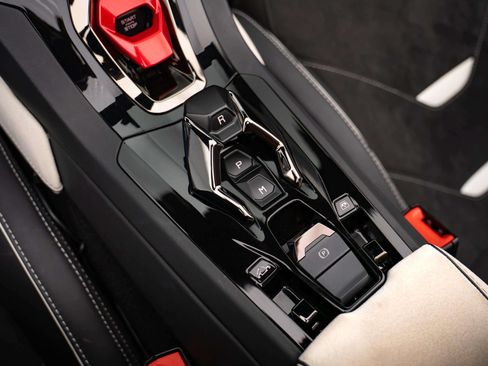 Used 2024 Lamborghini Huracan EVO AWD/4WD image 35