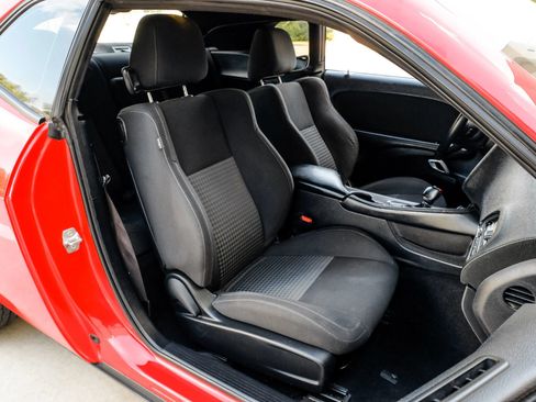 Used 2023 Dodge Challenger GT RWD image 39