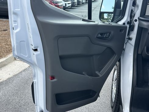 Used 2023 Ford Transit 350 XLT RWD image 10