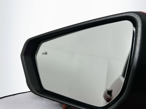 Used 2024 Chevrolet Equinox LT w/ LPO, Floor Liner Package image 16