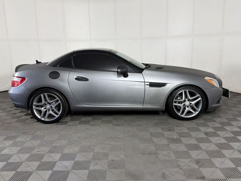 Used 2014 Mercedes-Benz SLK 250 image 8