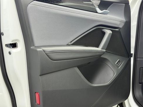 New 2026 Volkswagen Tiguan SE R-Line image 23