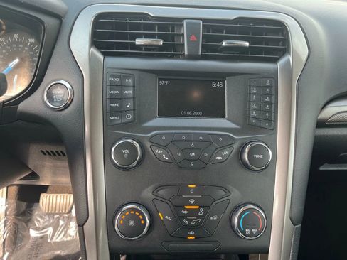 Used 2019 Ford Fusion S image 24