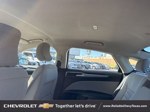 Used 2018 Ford Fusion S image 14