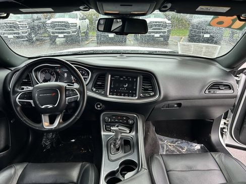 Certified 2018 Dodge Challenger GT image 16