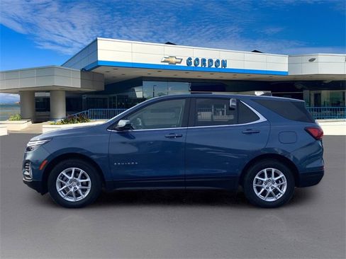 Used 2024 Chevrolet Equinox LT image 3