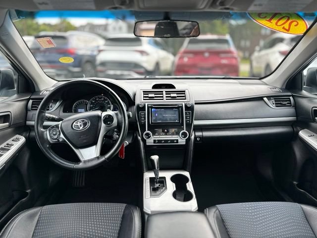 Used 2013 Toyota Camry SE FWD image 15