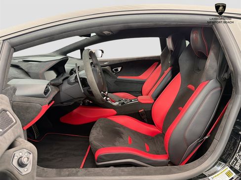 Used 2024 Lamborghini Huracan Tecnica RWD image 38
