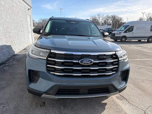 Used 2025 Ford Explorer Active image 8