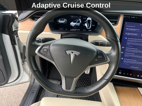 Used 2020 Tesla Model X Performance image 19