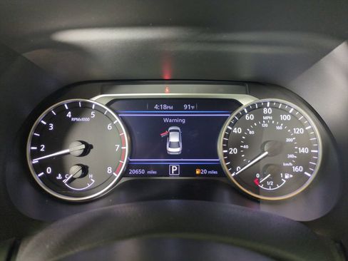 Used 2021 Nissan Sentra SR w/ SR Premium Package FWD image 18