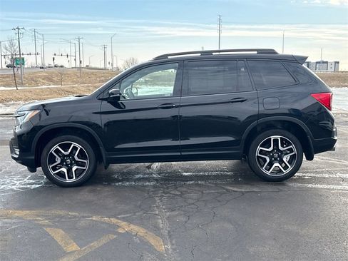 Certified 2023 Honda Passport Elite image 8