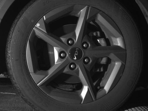 Used 2025 Kia K4 FWD image 15