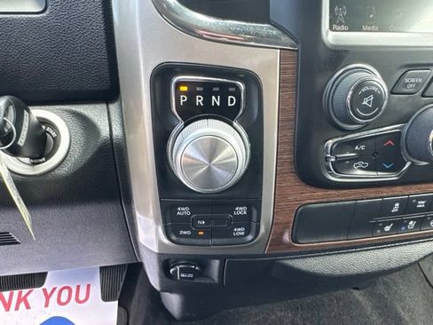 Used 2017 RAM 1500 Laramie AWD/4WD image 25