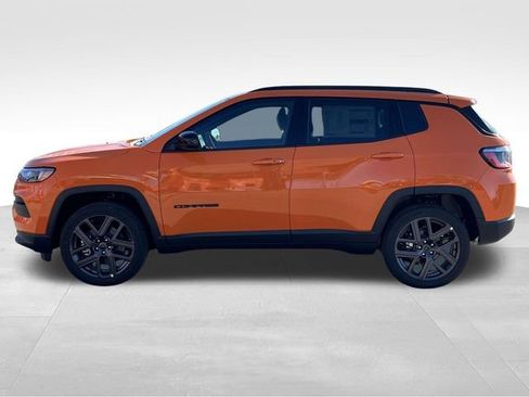 New 2026 Jeep Compass Latitude image 4