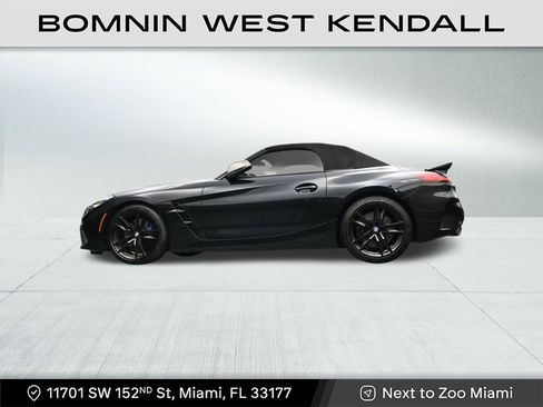 Used 2024 BMW Z4 M40i w/ Premium Package image 22