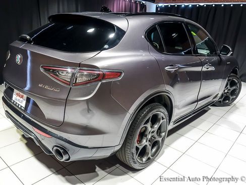 Used 2024 Alfa Romeo Stelvio Veloce AWD/4WD image 11