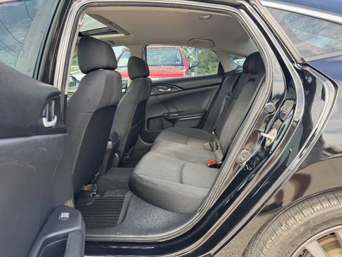Used 2019 Honda Civic EX image 19