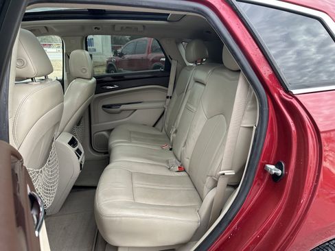 Used 2016 Cadillac SRX Premium image 16