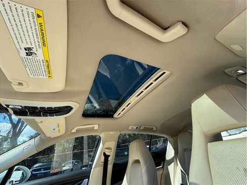 Used 2014 Porsche Panamera 4S image 39