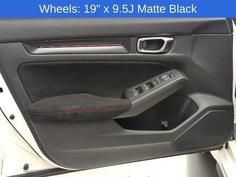 Used 2024 Honda Civic Type R image 23