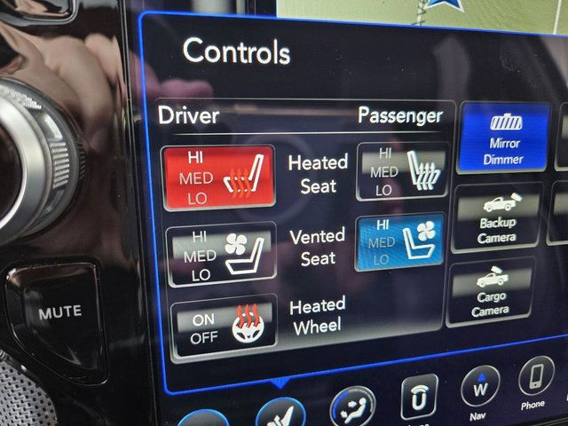 Used 2019 RAM 2500 Limited AWD/4WD image 29